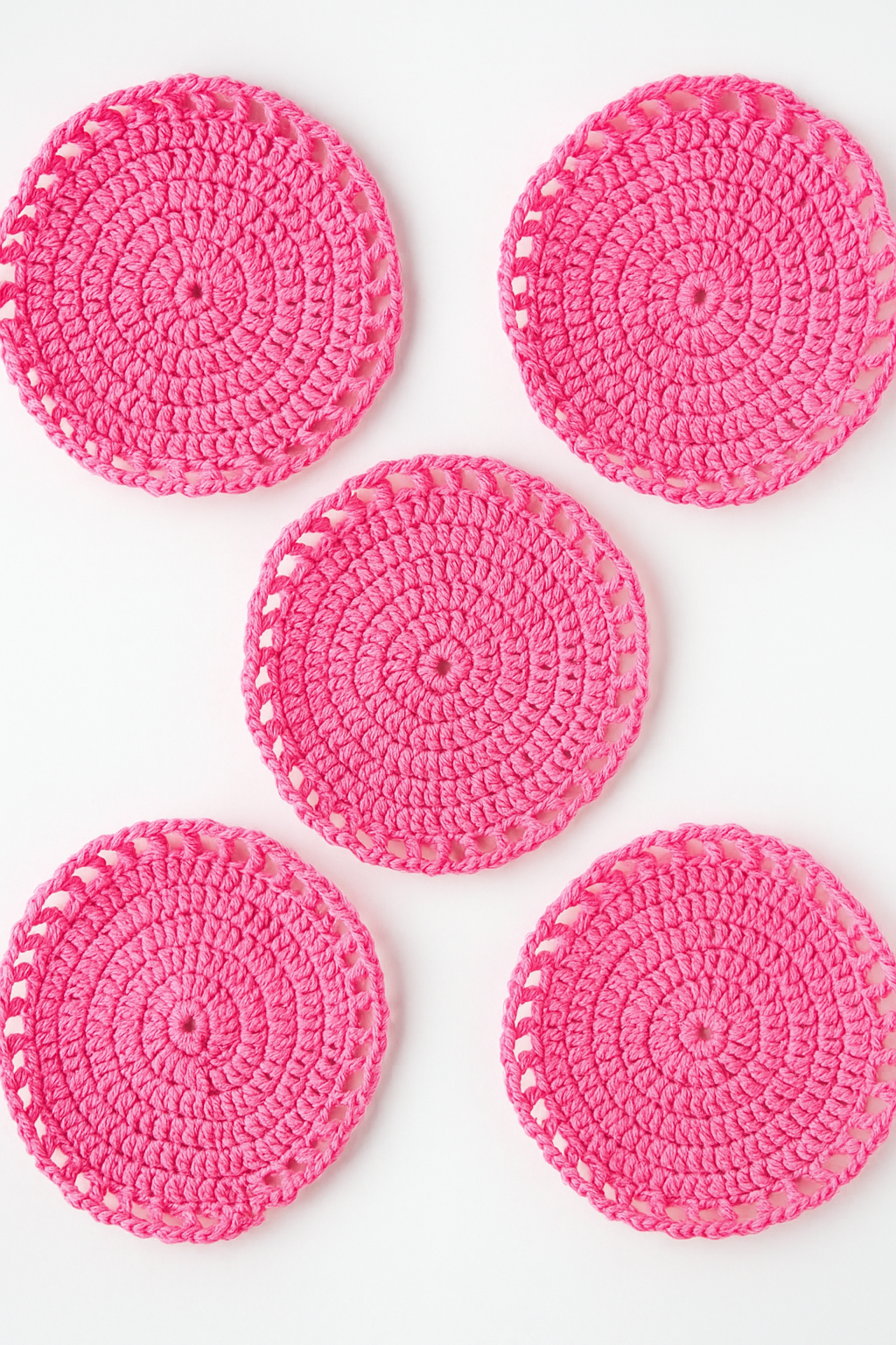 Handcrafted Crochet Glass Mat – Made of Wool, Set of 7