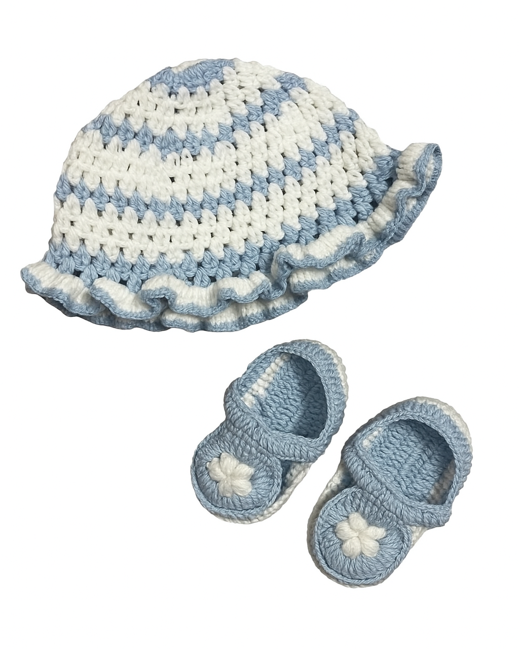 Crochet Baby Clothing Set – Soft Handmade Outfit for 15-Month Infants